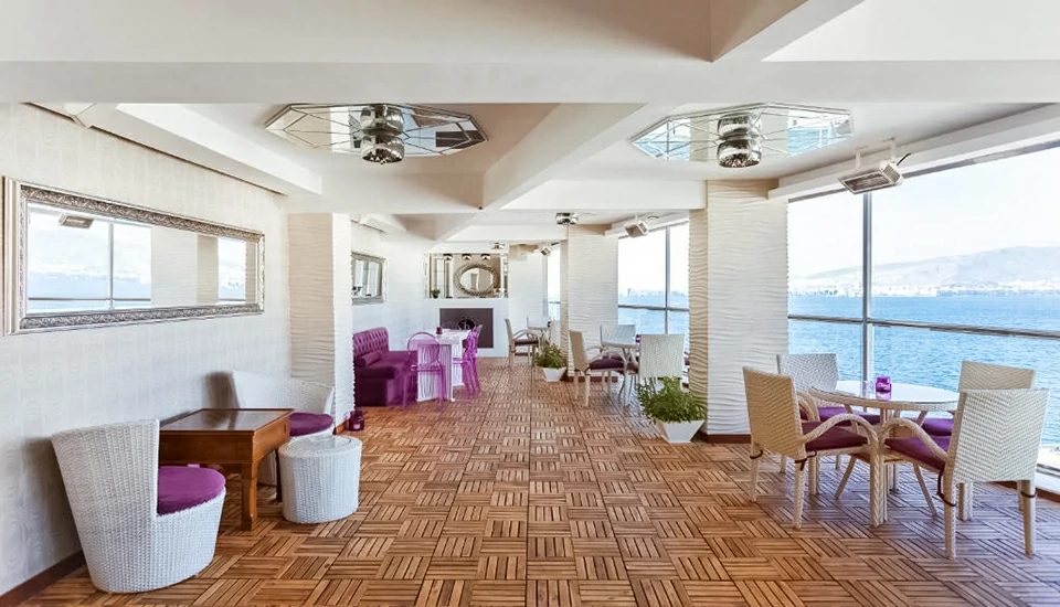 هتل ازمیر پالاس